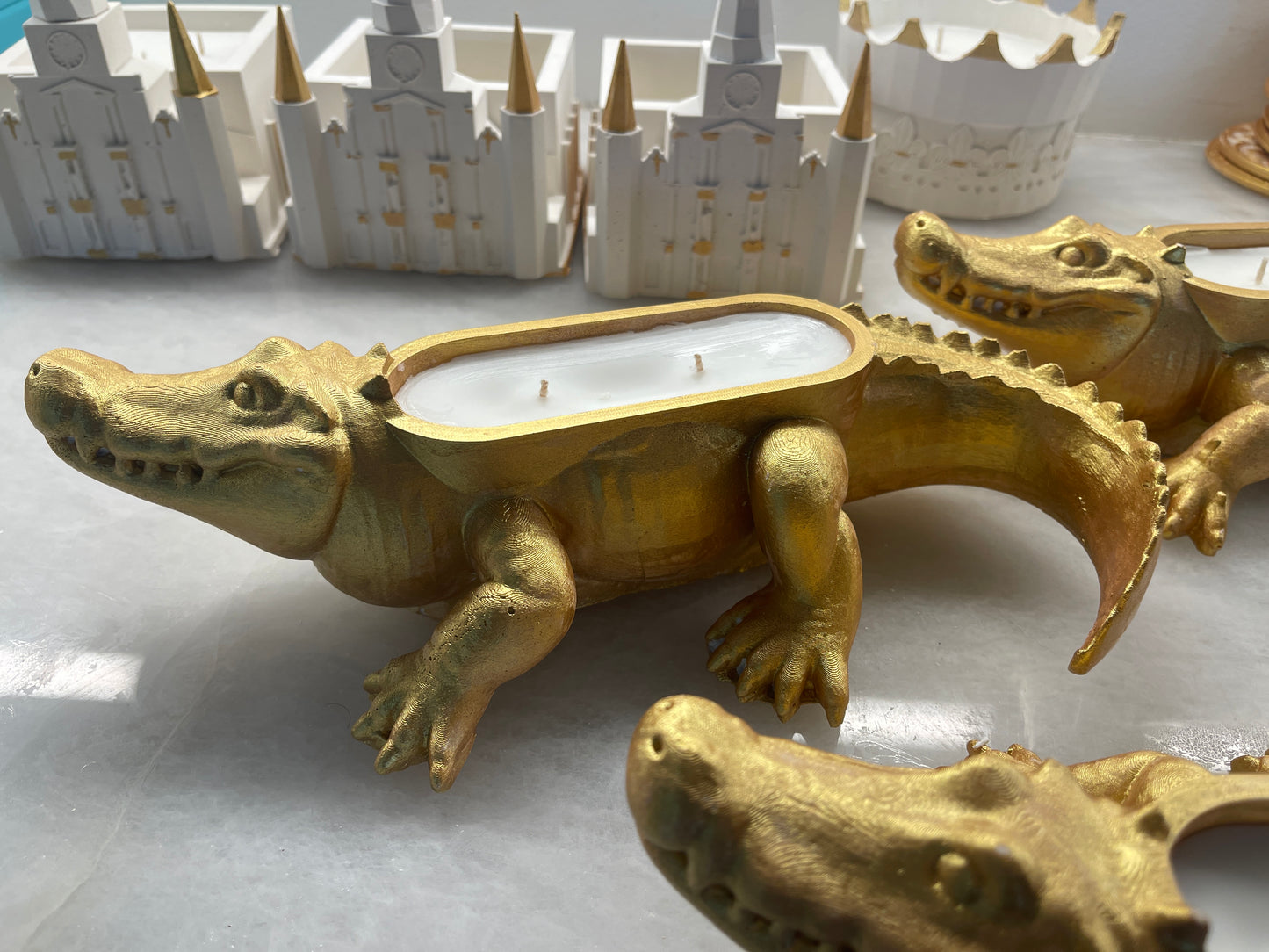 Alligator Candle